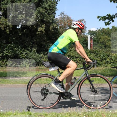 10.08.2025 - GEWOBA Citytriathlon Bremen Yannick Fuchs http://msf.ph/oto/8571053 10.08.2025 14:30:01 Radfahren 42, 95, 112, 183, 275, 315, 327, 337, 429, 454, 468 meine-sportfotos.de