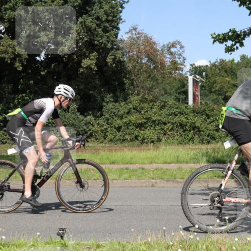 10.08.2025 - GEWOBA Citytriathlon Bremen Yannick Fuchs http://msf.ph/oto/8571064 10.08.2025 14:30:06 Radfahren 42, 95, 112, 149, 183, 315, 327, 337, 400, 402, 429, 454 meine-sportfotos.de