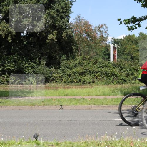 10.08.2025 - GEWOBA Citytriathlon Bremen Yannick Fuchs http://msf.ph/oto/8571120 10.08.2025 14:30:29 Radfahren 8, 33, 66, 107, 148, 149, 178, 328, 329, 338, 341, 345, 347, 356, 361, 374, 381, 409, 410, 461, 492 meine-sportfotos.de