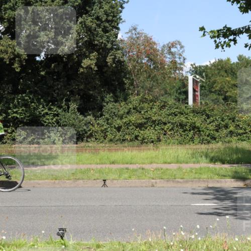 10.08.2025 - GEWOBA Citytriathlon Bremen Yannick Fuchs http://msf.ph/oto/8571142 10.08.2025 14:30:36 Radfahren 8, 12, 33, 107, 178, 328, 329, 338, 341, 345, 347, 356, 361, 381, 399, 409, 416, 461, 492 meine-sportfotos.de