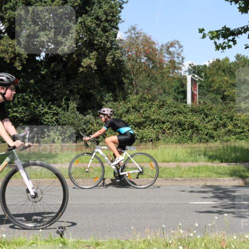 10.08.2025 - GEWOBA Citytriathlon Bremen Yannick Fuchs http://msf.ph/oto/8571154 10.08.2025 14:30:41 Radfahren 8, 12, 107, 178, 328, 341, 345, 347, 356, 381, 399, 409, 416, 461, 504 meine-sportfotos.de