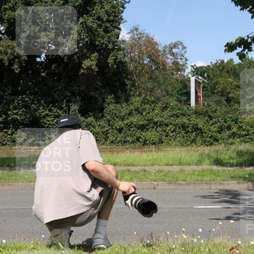 10.08.2025 - GEWOBA Citytriathlon Bremen Yannick Fuchs http://msf.ph/oto/8571203 10.08.2025 14:30:58 Radfahren 175, 335, 368, 385, 399, 416, 504, 510 meine-sportfotos.de