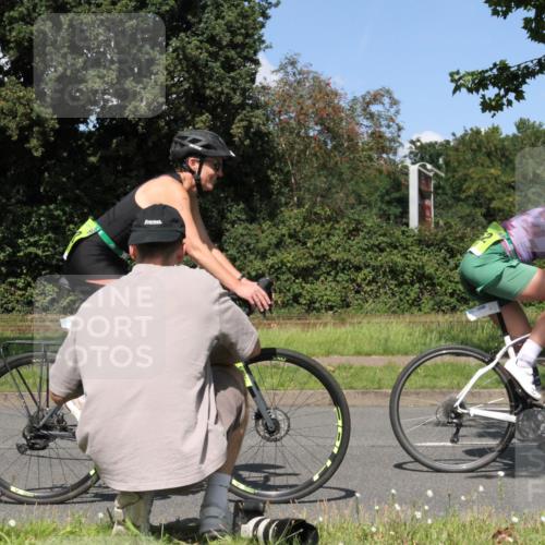 10.08.2025 - GEWOBA Citytriathlon Bremen Yannick Fuchs http://msf.ph/oto/8571210 10.08.2025 14:31:00 Radfahren 155, 175, 335, 368, 385, 412, 504, 510 meine-sportfotos.de