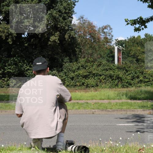 10.08.2025 - GEWOBA Citytriathlon Bremen Yannick Fuchs http://msf.ph/oto/8571215 10.08.2025 14:31:02 Radfahren 155, 175, 335, 368, 385, 412, 491, 504, 510 meine-sportfotos.de