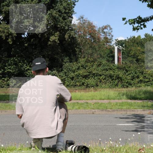 10.08.2025 - GEWOBA Citytriathlon Bremen Yannick Fuchs http://msf.ph/oto/8571217 10.08.2025 14:31:03 Radfahren 155, 175, 335, 368, 385, 412, 491, 504, 510 meine-sportfotos.de