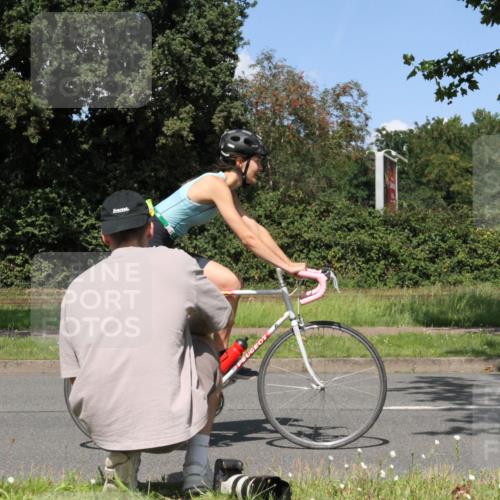 10.08.2025 - GEWOBA Citytriathlon Bremen Yannick Fuchs http://msf.ph/oto/8571222 10.08.2025 14:31:04 Radfahren 26, 155, 175, 335, 368, 385, 412, 491, 494, 504, 510 meine-sportfotos.de