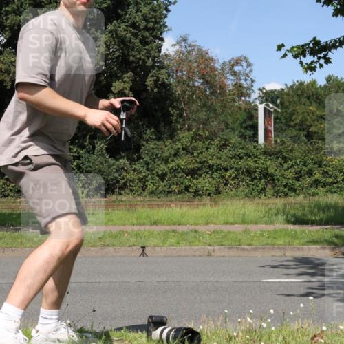 10.08.2025 - GEWOBA Citytriathlon Bremen Yannick Fuchs http://msf.ph/oto/8571229 10.08.2025 14:31:07 Radfahren 26, 155, 175, 335, 368, 385, 407, 412, 491, 494, 509, 510 meine-sportfotos.de
