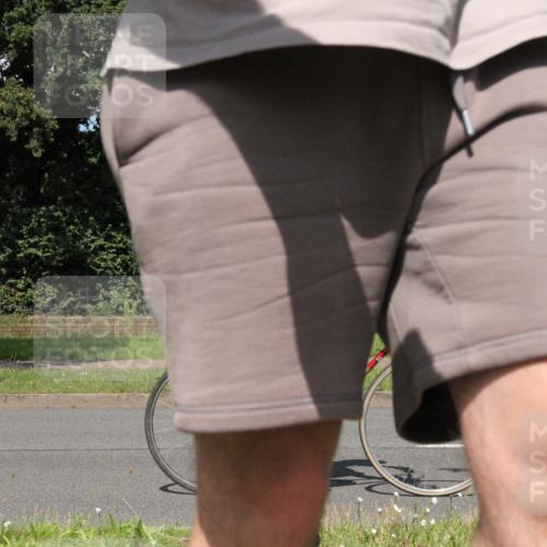 10.08.2025 - GEWOBA Citytriathlon Bremen Yannick Fuchs http://msf.ph/oto/8571234 10.08.2025 14:31:08 Radfahren 26, 155, 175, 335, 368, 385, 407, 412, 470, 491, 494, 509, 510 meine-sportfotos.de