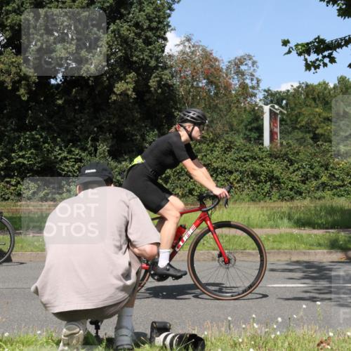 10.08.2025 - GEWOBA Citytriathlon Bremen Yannick Fuchs http://msf.ph/oto/8571250 10.08.2025 14:31:37 Radfahren 97, 187, 271, 324, 379, 419, 434, 439, 459, 475, 485, 520, 523 meine-sportfotos.de