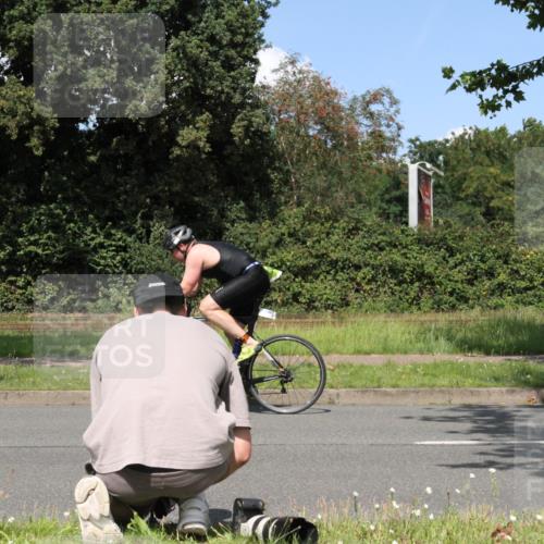 10.08.2025 - GEWOBA Citytriathlon Bremen Yannick Fuchs http://msf.ph/oto/8571263 10.08.2025 14:31:55 Radfahren 411, 459, 485, 496, 520 meine-sportfotos.de