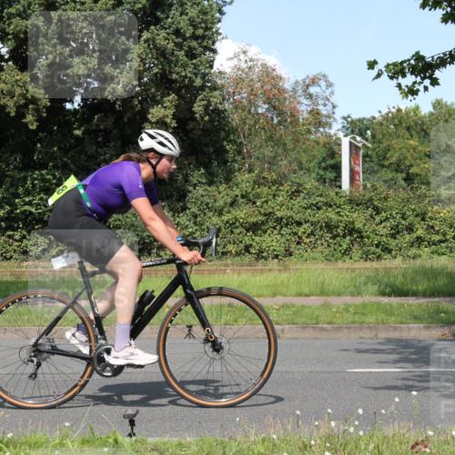 10.08.2025 - GEWOBA Citytriathlon Bremen Yannick Fuchs http://msf.ph/oto/8571285 10.08.2025 14:32:14 Radfahren 104, 105, 113, 299, 344, 355, 359, 362, 366, 370, 376, 411, 433, 463, 489, 496, 508 meine-sportfotos.de
