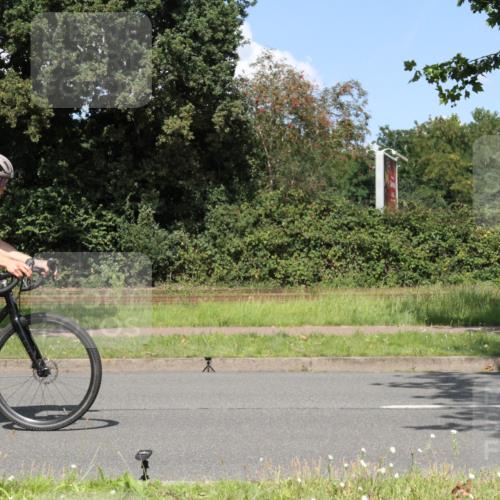 10.08.2025 - GEWOBA Citytriathlon Bremen Yannick Fuchs http://msf.ph/oto/8571293 10.08.2025 14:32:21 Radfahren 104, 105, 113, 284, 299, 344, 355, 359, 362, 366, 370, 376, 393, 433, 463, 489, 508 meine-sportfotos.de