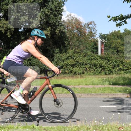 10.08.2025 - GEWOBA Citytriathlon Bremen Yannick Fuchs http://msf.ph/oto/8571298 10.08.2025 14:32:22 Radfahren 104, 105, 113, 284, 299, 344, 355, 359, 362, 366, 370, 376, 393, 433, 463, 489, 508 meine-sportfotos.de