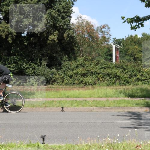 10.08.2025 - GEWOBA Citytriathlon Bremen Yannick Fuchs http://msf.ph/oto/8571318 10.08.2025 14:32:30 Radfahren 105, 284, 299, 355, 362, 370, 393, 420, 433, 463, 489 meine-sportfotos.de