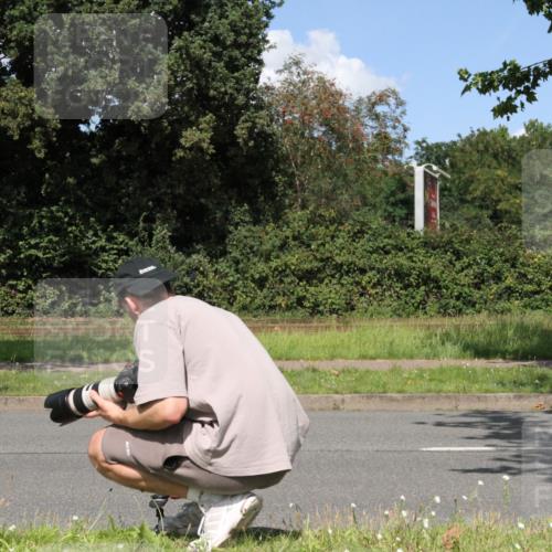 10.08.2025 - GEWOBA Citytriathlon Bremen Yannick Fuchs http://msf.ph/oto/8571421 10.08.2025 14:33:07 Radfahren 14, 37, 93, 122, 207, 357, 387, 473, 501 meine-sportfotos.de
