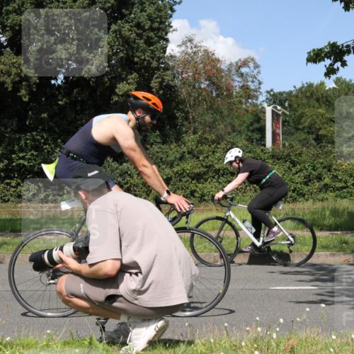 10.08.2025 - GEWOBA Citytriathlon Bremen Yannick Fuchs http://msf.ph/oto/8571426 10.08.2025 14:33:10 Radfahren 14, 37, 93, 122, 207, 357, 387, 473, 501 meine-sportfotos.de
