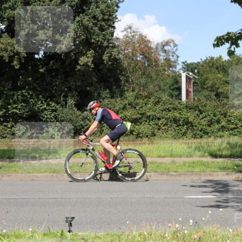 10.08.2025 - GEWOBA Citytriathlon Bremen Yannick Fuchs http://msf.ph/oto/8571452 10.08.2025 14:33:23 Radfahren 2, 74, 93, 138, 207, 440, 473, 518, 519 meine-sportfotos.de