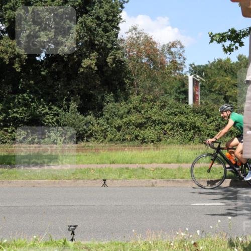 10.08.2025 - GEWOBA Citytriathlon Bremen Yannick Fuchs http://msf.ph/oto/8571484 10.08.2025 14:33:36 Radfahren 2, 25, 48, 74, 138, 440, 514, 518, 519 meine-sportfotos.de