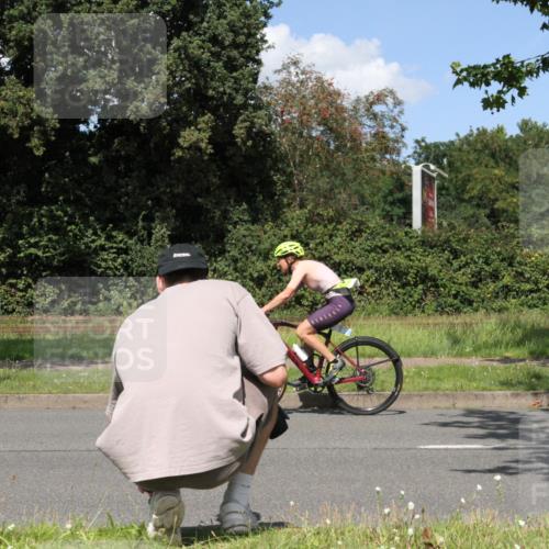 10.08.2025 - GEWOBA Citytriathlon Bremen Yannick Fuchs http://msf.ph/oto/8571509 10.08.2025 14:33:45 Radfahren 2, 25, 48, 65, 92, 514, 522 meine-sportfotos.de