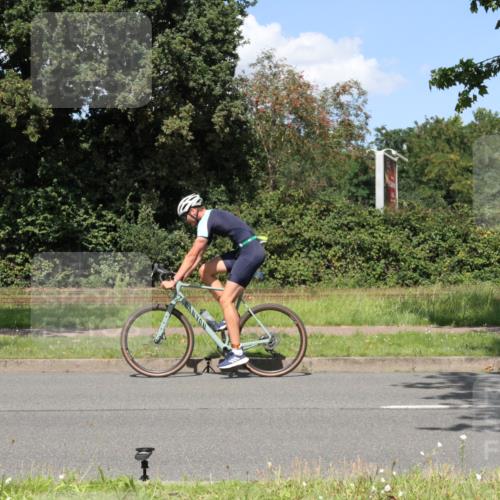 10.08.2025 - GEWOBA Citytriathlon Bremen Yannick Fuchs http://msf.ph/oto/8571525 10.08.2025 14:33:58 Radfahren 55, 65, 92, 151, 364, 388, 451, 507, 522, 530 meine-sportfotos.de