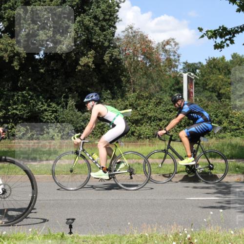 10.08.2025 - GEWOBA Citytriathlon Bremen Yannick Fuchs http://msf.ph/oto/8571549 10.08.2025 14:34:24 Radfahren 45, 76, 79, 88, 143, 144, 146, 214, 304, 316, 375, 392, 424, 443, 515, 524 meine-sportfotos.de
