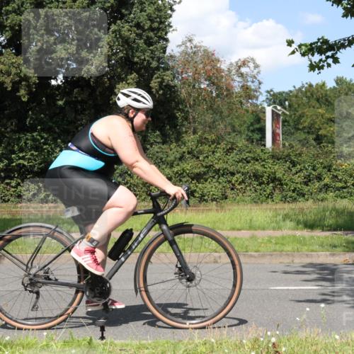10.08.2025 - GEWOBA Citytriathlon Bremen Yannick Fuchs http://msf.ph/oto/8571581 10.08.2025 14:35:02 Radfahren 23, 31, 68, 72, 264, 268, 340, 413, 430, 502 meine-sportfotos.de