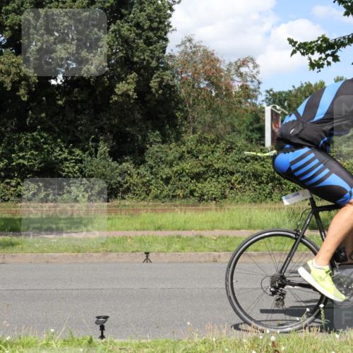 10.08.2025 - GEWOBA Citytriathlon Bremen Yannick Fuchs http://msf.ph/oto/8571619 10.08.2025 14:35:50 Radfahren 32, 64, 129, 173, 339, 395, 421 meine-sportfotos.de