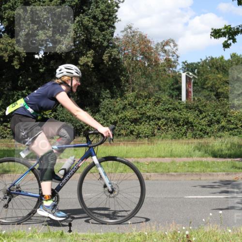 10.08.2025 - GEWOBA Citytriathlon Bremen Yannick Fuchs http://msf.ph/oto/8571622 10.08.2025 14:35:56 Radfahren 32, 64, 129, 173, 395, 437, 452 meine-sportfotos.de
