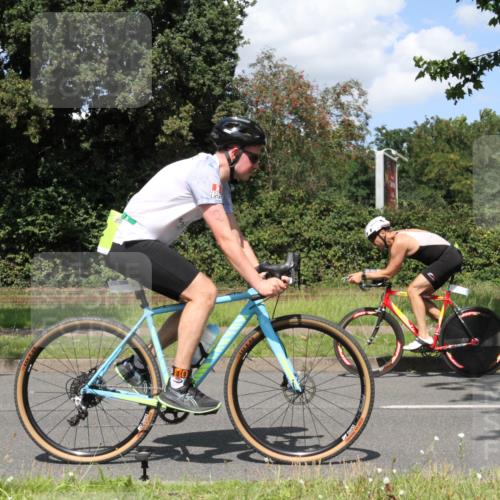 10.08.2025 - GEWOBA Citytriathlon Bremen Yannick Fuchs http://msf.ph/oto/8571623 10.08.2025 14:36:00 Radfahren 32, 64, 129, 173, 261, 395, 437, 452 meine-sportfotos.de
