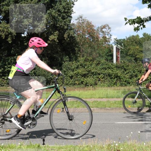 10.08.2025 - GEWOBA Citytriathlon Bremen Yannick Fuchs http://msf.ph/oto/8571648 10.08.2025 14:36:41 Radfahren 24, 41, 46, 123, 136, 255, 285, 314, 391, 521 meine-sportfotos.de