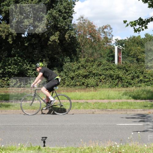 10.08.2025 - GEWOBA Citytriathlon Bremen Yannick Fuchs http://msf.ph/oto/8571701 10.08.2025 14:37:33 Radfahren 4, 58, 63, 116, 197, 254, 287, 290 meine-sportfotos.de