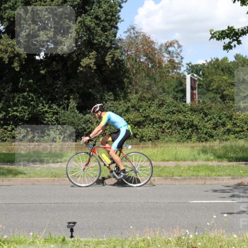 10.08.2025 - GEWOBA Citytriathlon Bremen Yannick Fuchs http://msf.ph/oto/8571751 10.08.2025 14:38:24 Radfahren 51, 54, 81, 152, 162, 295 meine-sportfotos.de