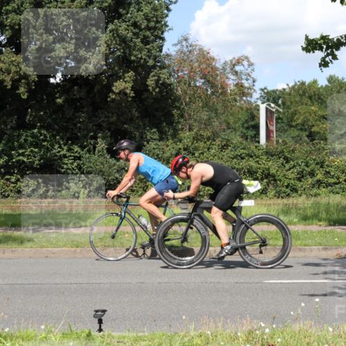 10.08.2025 - GEWOBA Citytriathlon Bremen Yannick Fuchs http://msf.ph/oto/8571754 10.08.2025 14:38:28 Radfahren 50, 51, 54, 162, 195, 295 meine-sportfotos.de