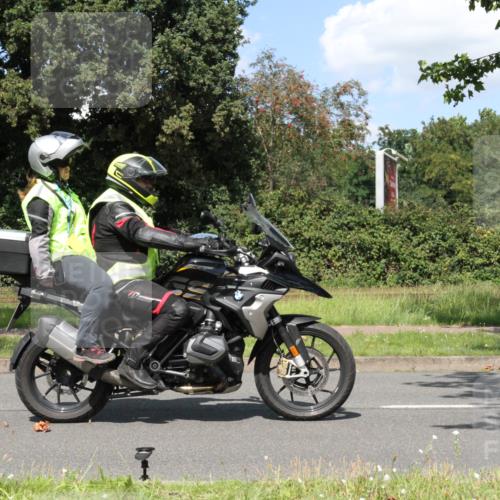 10.08.2025 - GEWOBA Citytriathlon Bremen Yannick Fuchs http://msf.ph/oto/8571787 10.08.2025 14:39:18 Radfahren 18, 84, 94, 130, 174, 281, 283, 427 meine-sportfotos.de
