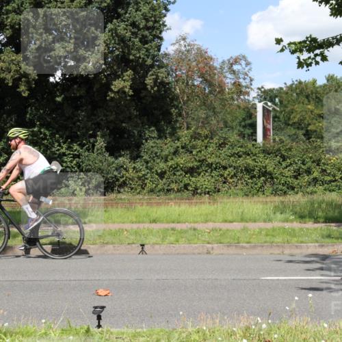 10.08.2025 - GEWOBA Citytriathlon Bremen Yannick Fuchs http://msf.ph/oto/8571821 10.08.2025 14:40:07 Radfahren 52, 59, 69, 139, 225, 274 meine-sportfotos.de