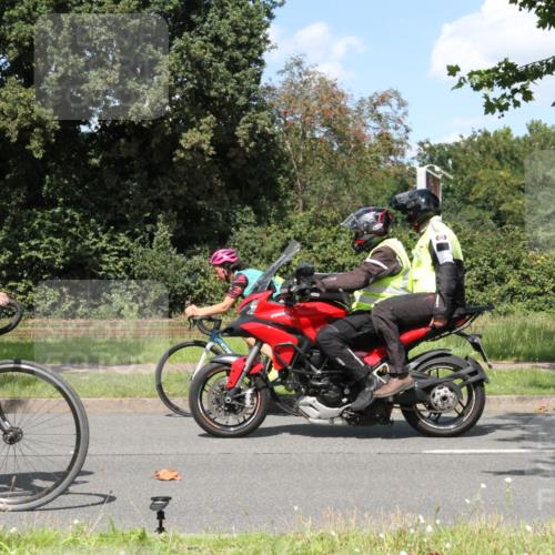 10.08.2025 - GEWOBA Citytriathlon Bremen Yannick Fuchs http://msf.ph/oto/8571838 10.08.2025 14:40:39 Radfahren 29, 47, 131, 186, 211, 224, 242, 258, 289, 297, 529 meine-sportfotos.de