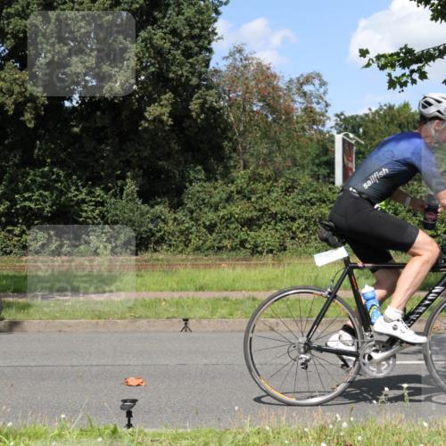 10.08.2025 - GEWOBA Citytriathlon Bremen Yannick Fuchs http://msf.ph/oto/8571842 10.08.2025 14:40:43 Radfahren 29, 131, 186, 211, 224, 289, 297, 529 meine-sportfotos.de