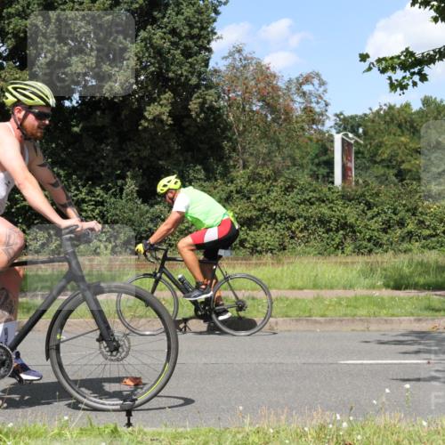 10.08.2025 - GEWOBA Citytriathlon Bremen Yannick Fuchs http://msf.ph/oto/8571856 10.08.2025 14:41:06 Radfahren 103, 142, 177, 204, 249, 253, 266, 353, 431, 432, 476, 477 meine-sportfotos.de