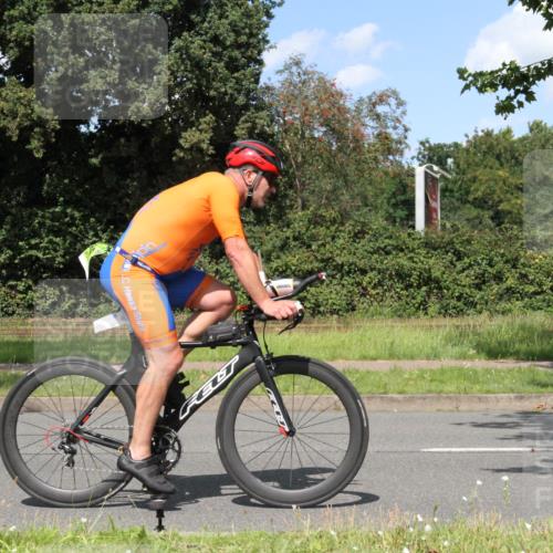 10.08.2025 - GEWOBA Citytriathlon Bremen Yannick Fuchs http://msf.ph/oto/8571866 10.08.2025 14:41:17 Radfahren 36, 103, 142, 204, 249, 253, 266, 280, 353, 431, 432, 476, 477 meine-sportfotos.de
