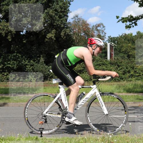 10.08.2025 - GEWOBA Citytriathlon Bremen Yannick Fuchs http://msf.ph/oto/8571869 10.08.2025 14:41:24 Radfahren 36, 249, 266, 280, 306, 343, 353, 431 meine-sportfotos.de