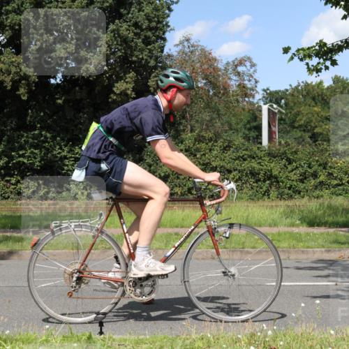 10.08.2025 - GEWOBA Citytriathlon Bremen Yannick Fuchs http://msf.ph/oto/8571872 10.08.2025 14:41:31 Radfahren 36, 280, 306, 343, 513 meine-sportfotos.de