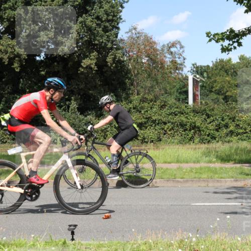 10.08.2025 - GEWOBA Citytriathlon Bremen Yannick Fuchs http://msf.ph/oto/8571879 10.08.2025 14:41:47 Radfahren 209, 213, 262, 306, 317, 343, 478, 480, 513 meine-sportfotos.de
