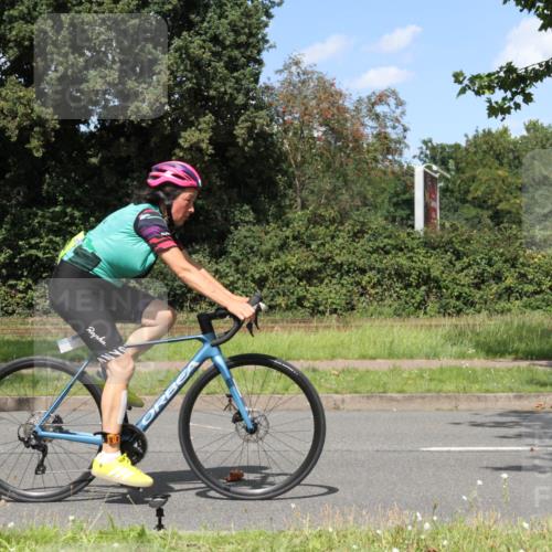 10.08.2025 - GEWOBA Citytriathlon Bremen Yannick Fuchs http://msf.ph/oto/8571880 10.08.2025 14:41:48 Radfahren 209, 213, 250, 262, 306, 317, 343, 478, 480, 513 meine-sportfotos.de