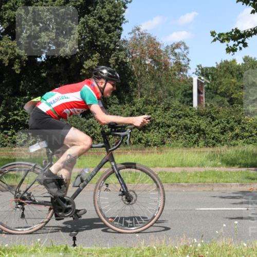 10.08.2025 - GEWOBA Citytriathlon Bremen Yannick Fuchs http://msf.ph/oto/8571882 10.08.2025 14:41:51 Radfahren 56, 209, 213, 235, 250, 262, 317, 478, 480, 513 meine-sportfotos.de