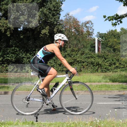 10.08.2025 - GEWOBA Citytriathlon Bremen Yannick Fuchs http://msf.ph/oto/8571883 10.08.2025 14:41:54 Radfahren 56, 209, 213, 235, 246, 250, 262, 317, 478, 480, 513 meine-sportfotos.de