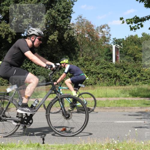 10.08.2025 - GEWOBA Citytriathlon Bremen Yannick Fuchs http://msf.ph/oto/8571913 10.08.2025 14:42:52 Radfahren 67, 110, 180, 436, 446, 474, 479 meine-sportfotos.de