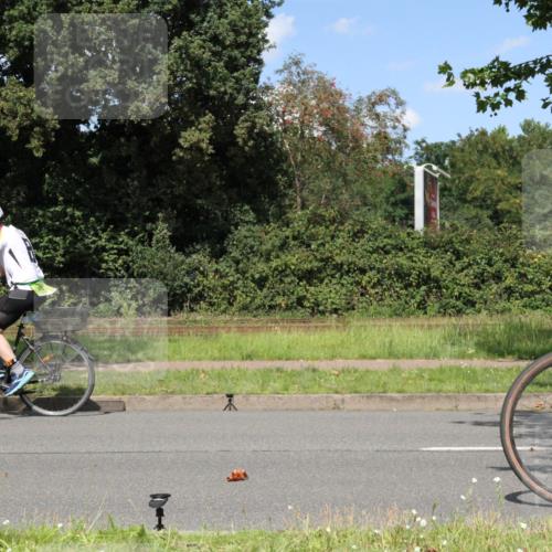 10.08.2025 - GEWOBA Citytriathlon Bremen Yannick Fuchs http://msf.ph/oto/8571925 10.08.2025 14:43:20 Radfahren 157, 205, 234, 251, 311, 462 meine-sportfotos.de