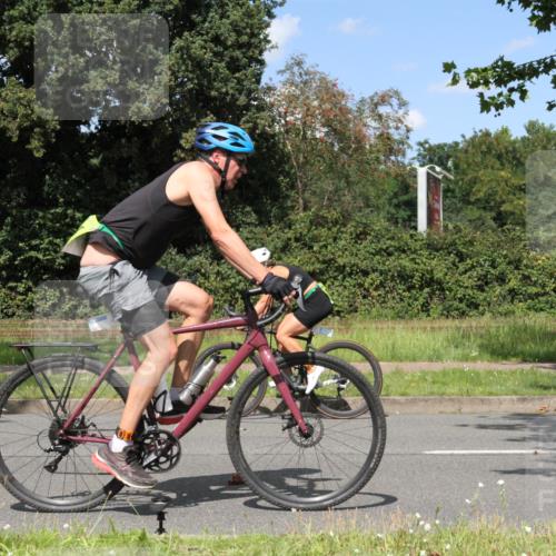 10.08.2025 - GEWOBA Citytriathlon Bremen Yannick Fuchs http://msf.ph/oto/8571926 10.08.2025 14:43:23 Radfahren 109, 157, 234, 251, 311, 462 meine-sportfotos.de