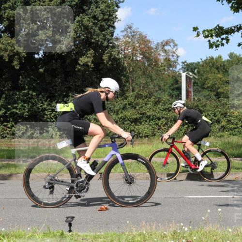 10.08.2025 - GEWOBA Citytriathlon Bremen Yannick Fuchs http://msf.ph/oto/8571927 10.08.2025 14:43:24 Radfahren 109, 157, 234, 251, 311, 462 meine-sportfotos.de