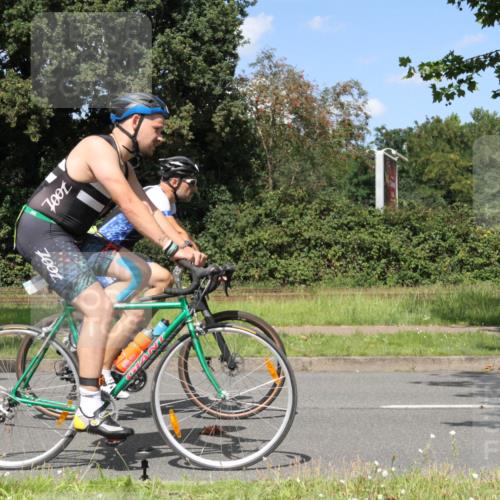 10.08.2025 - GEWOBA Citytriathlon Bremen Yannick Fuchs http://msf.ph/oto/8571929 10.08.2025 14:43:26 Radfahren 109, 157, 234, 251, 311, 462 meine-sportfotos.de